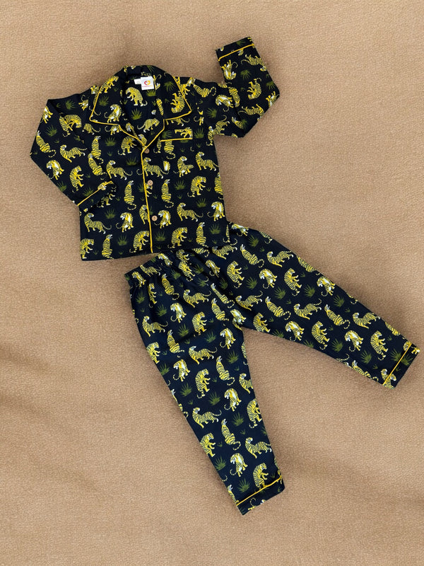 Cuddles Black Tiger Nightwear