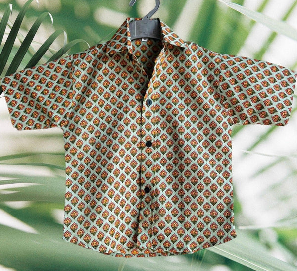 Green motif Half Shirt